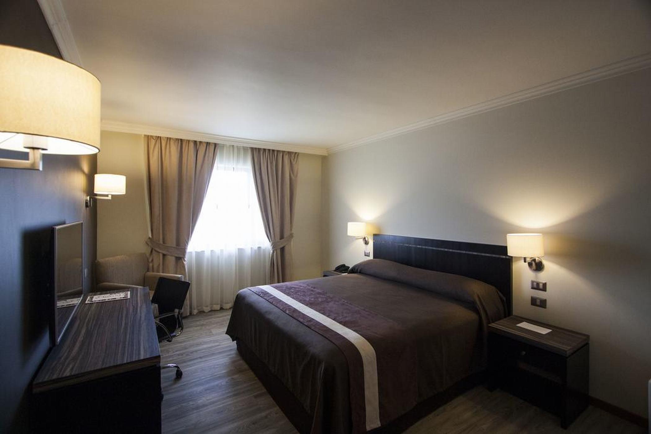 Hotel Diego De Almagro Osorno Exteriör bild