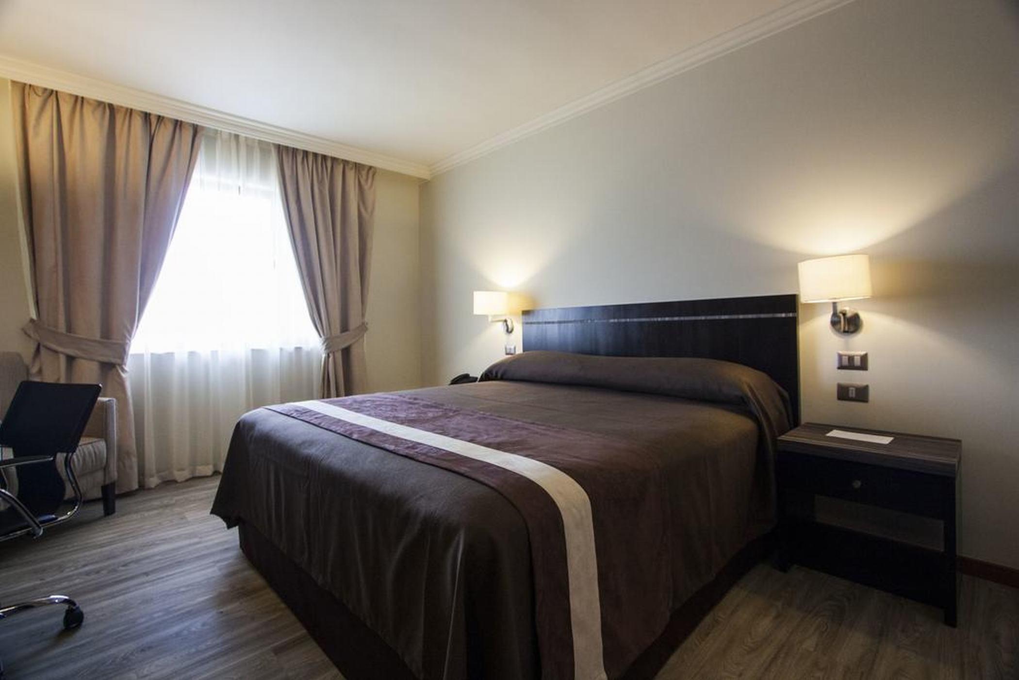 Hotel Diego De Almagro Osorno Exteriör bild