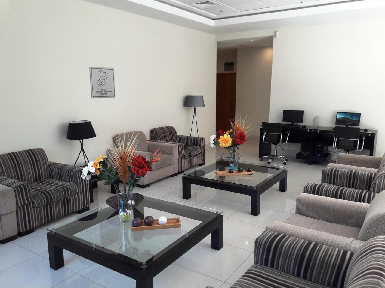 Hotel Diego De Almagro Osorno Exteriör bild